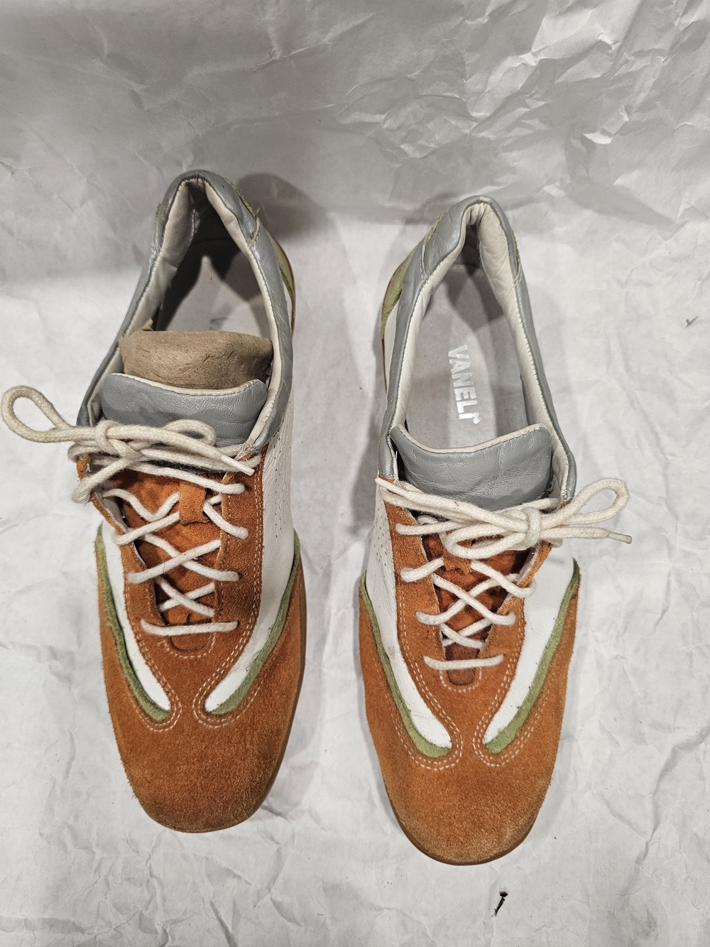 Vaneli Shikira Colorblock Low Top Lace Up Athletic Women Sneakers 8